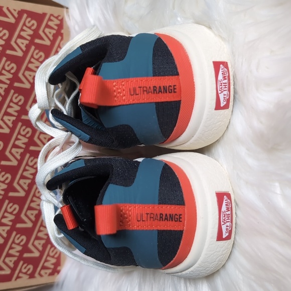 Vans X UltraRange Exo - Picture 4 of 8